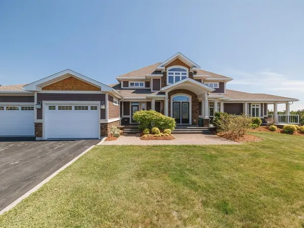 2 Ashkay Drive, Logy Bay, NL A1K0G6