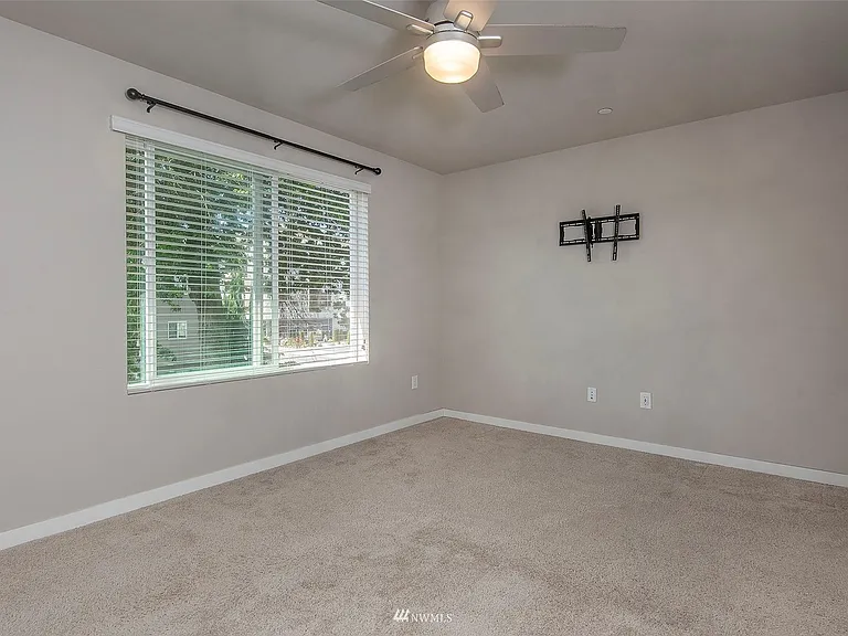 16201 Meadow Rd #B2 — Photo 15