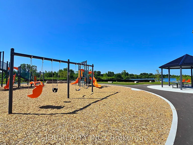 87 Albert Newell Dr — Photo 30