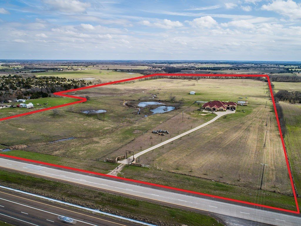 10325 W State Highway 31, Barry, TX 75102 Zillow