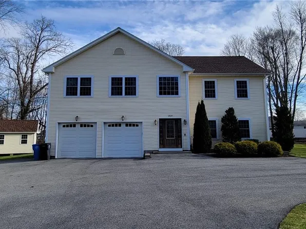 1414 Phenix Ave, Cranston, RI 02921