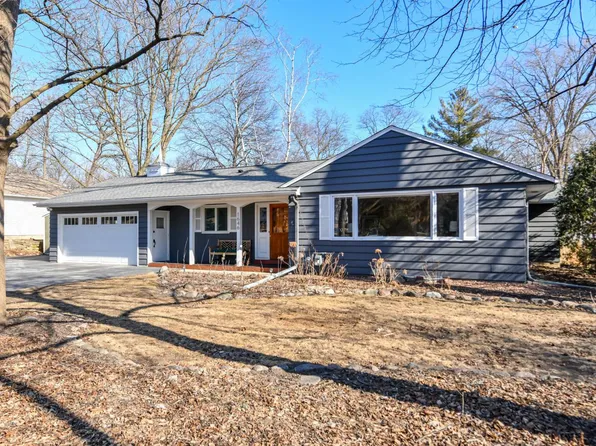 1646 North 124th STREET, Wauwatosa, WI 53226
