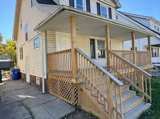 12808 Farringdon Ave, Cleveland, OH 44105