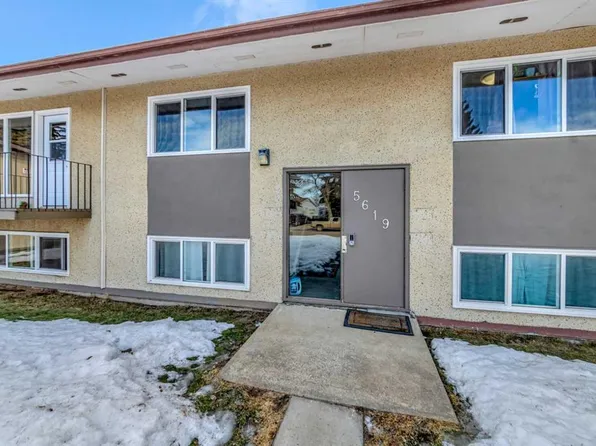 5619 46th St, Lloydminster, AB T9V 0E6