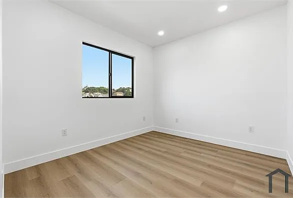 3126 Blanchard St #2 — Photo 27