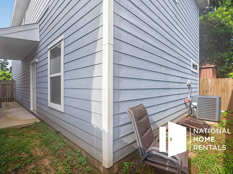 16658 E Lynbrook — Photo 17
