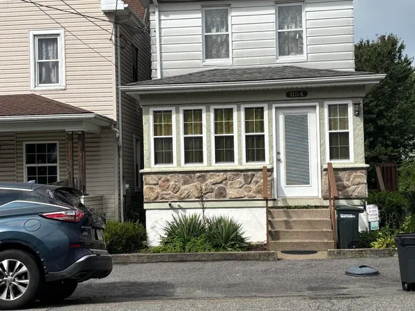 854 N James St, Hazleton, PA 18201