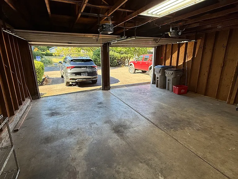 10640 SW Del Monte Dr — Photo 35
