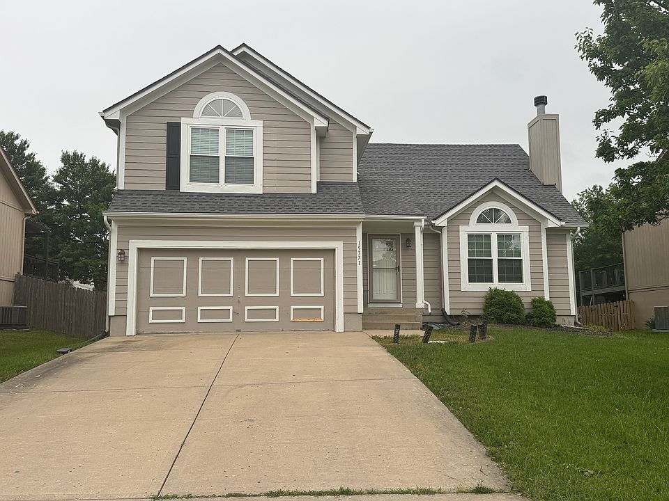 1st image of 15371 S Darnell St