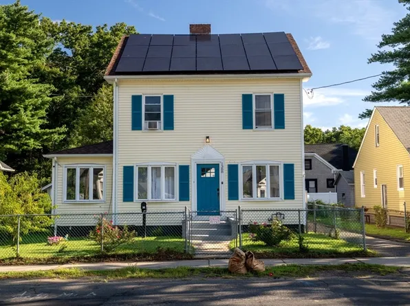 1388 Bay St, Springfield, MA 01109
