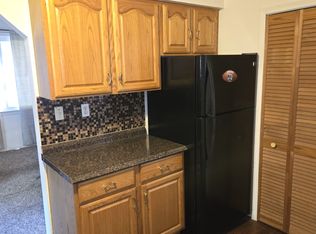 35297 Avondale St, Westland, MI 48186