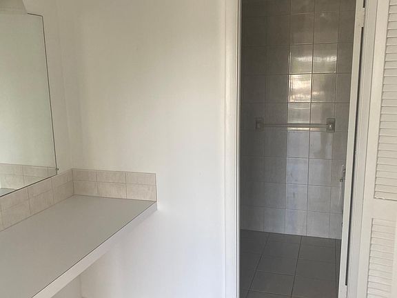 3rd image of 2797 NE 51st St #304