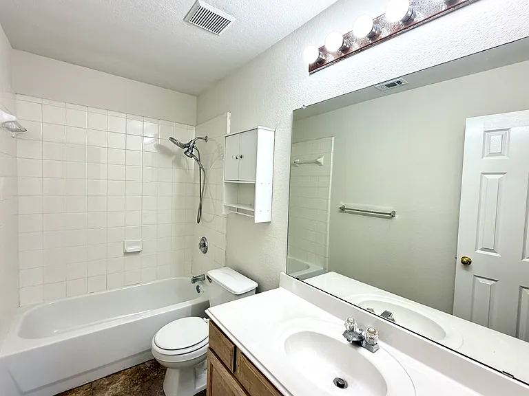4308 Linda Kay Ln — Photo 24