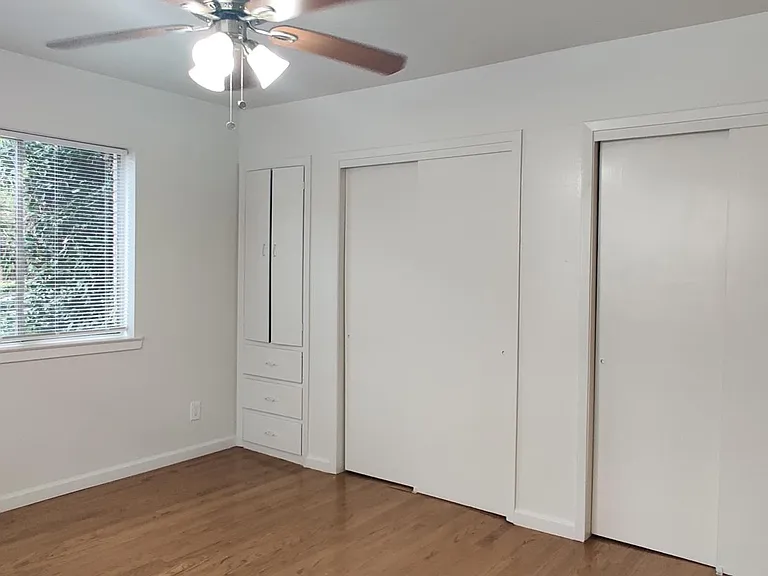 5939 Oram St #104 — Photo 4