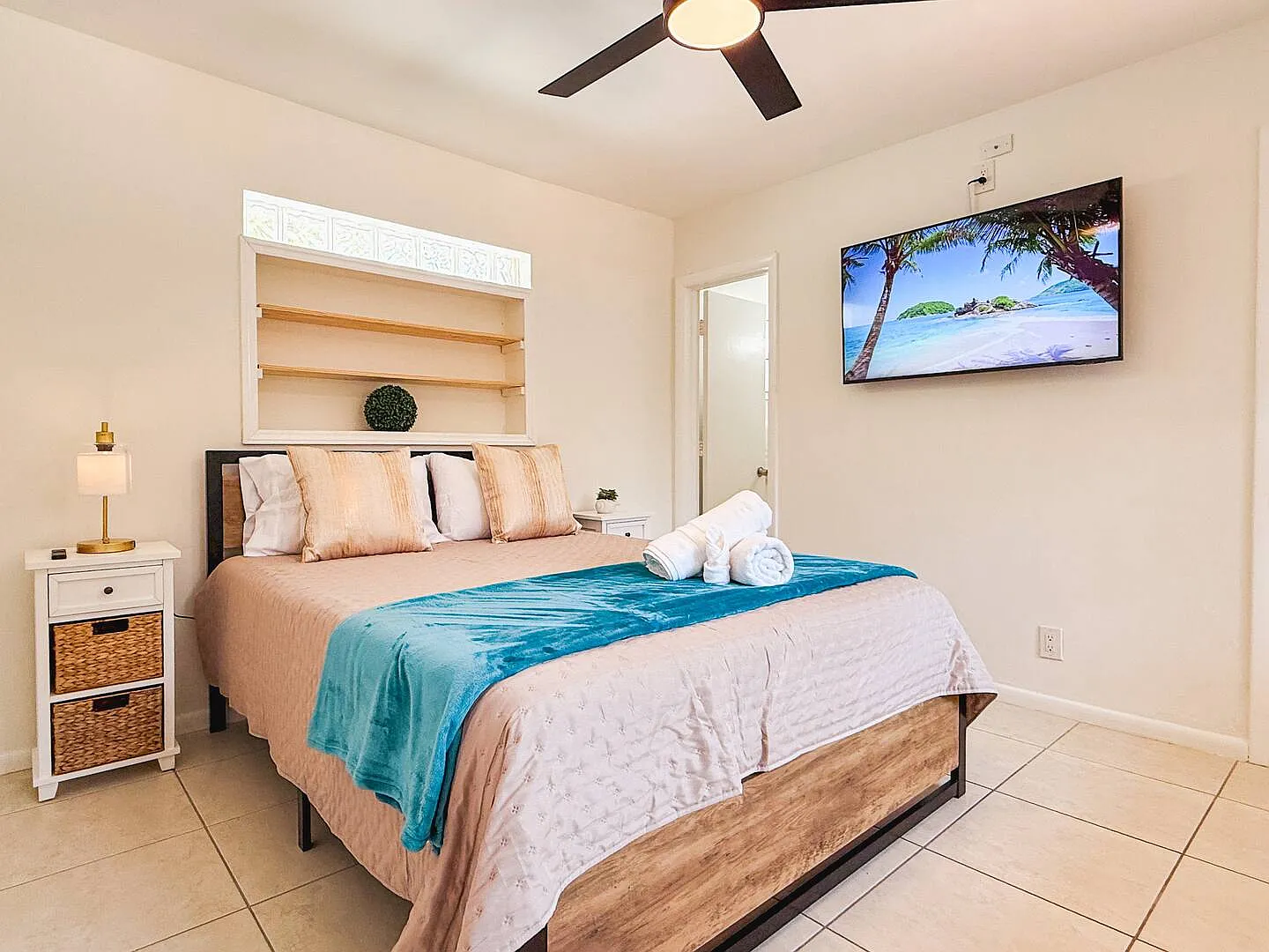 3 bed, $8,640 — Photo 4