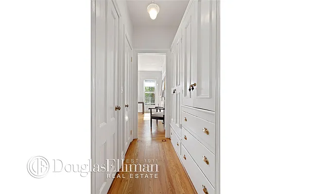 Rented by Douglas Elliman | media 21