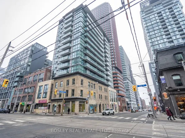 39 Sherbourne St #1606, Toronto, ON M5A 0L8