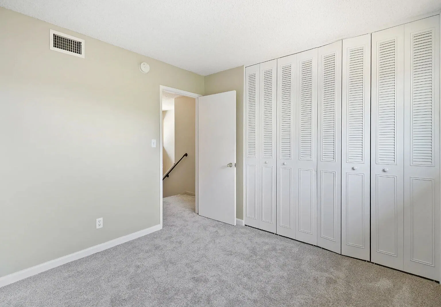 4 bed, 2.5 bath, 1744 sqft, $2,900 — Photo 4