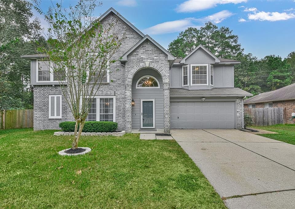 1st image of 18275 Hollyberry Ct
