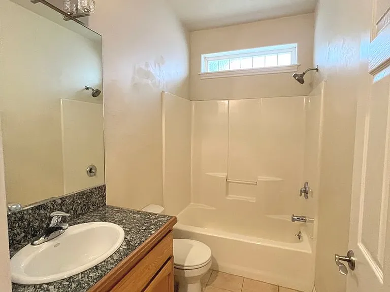 448 Forest View Dr — Photo 13