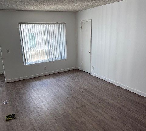 5th image of 1527 11th St APT 8