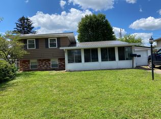 42 Indianhead Dr, Heath, OH 43056