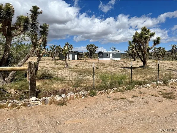 18257 N Maywood Dr, Dolan Springs, AZ 86441