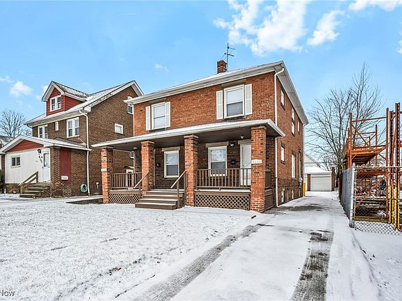 3rd image of 8032-8030 Bancroft Ave