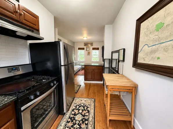 80 N 4th St APT 4, Easton, PA 18042