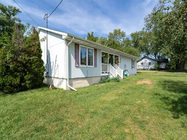 3828 E 29th St, Des Moines, IA 50317