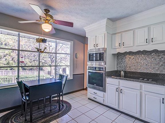 5th image of 1356 Crestwind Ct
