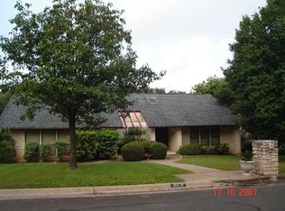 301 Norwood St W, Georgetown, TX 78628