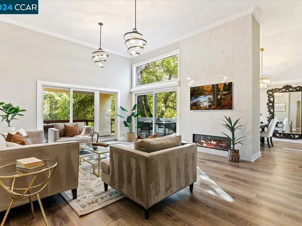 1277 Avenida Sevilla APT 2B, Walnut Creek, CA 94595