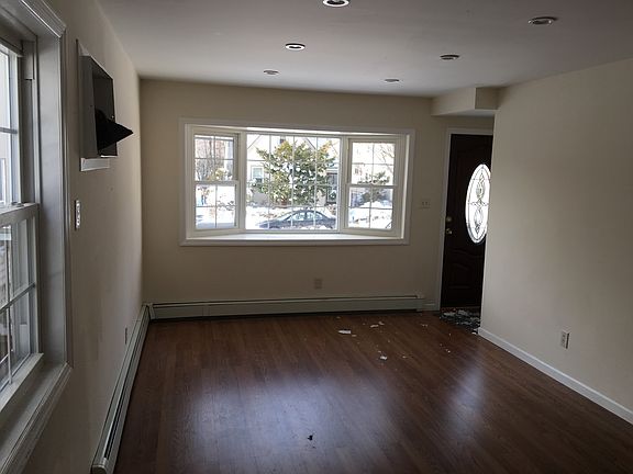 5th image of 141-47 182nd St