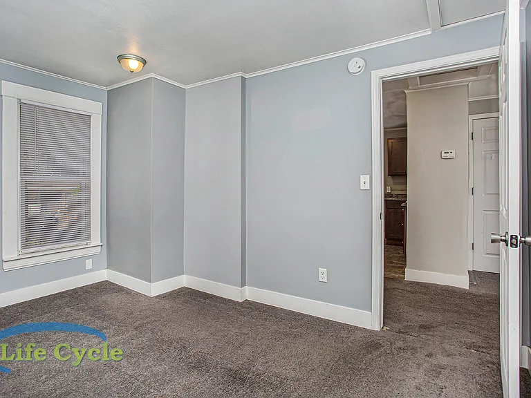 353 Atlas Ave SE #2 — Photo 12