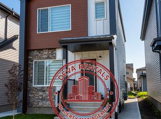 19037 22a Ave NW, Edmonton, AB T6M1R3