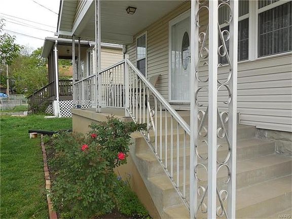2nd image of 4849 Tiemann Ave