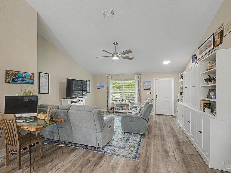3613 Berkley Ln — Photo 5