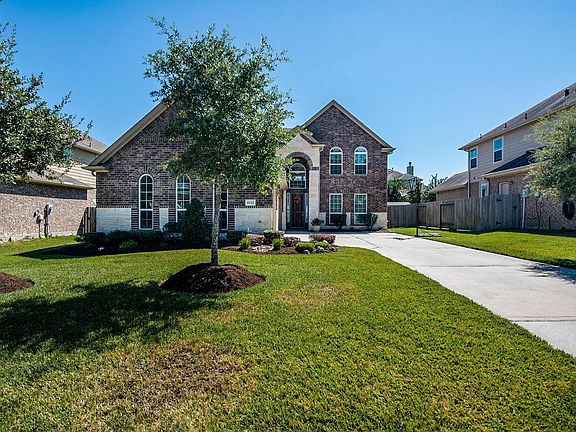 3rd image of 6122 Aspen Pass Dr