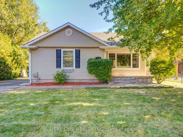 1099 Kent Ave, Oakville, ON L6H 1Z9