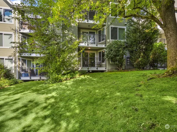 12712 NE 144th Street #C102, Kirkland, WA 98034