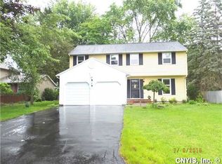 4 Easton Rd, Liverpool, NY 13090