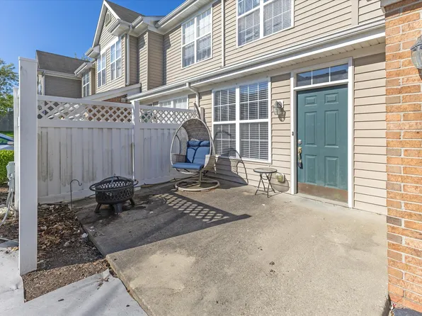 2327 Colfax Ln, Indianapolis, IN 46260