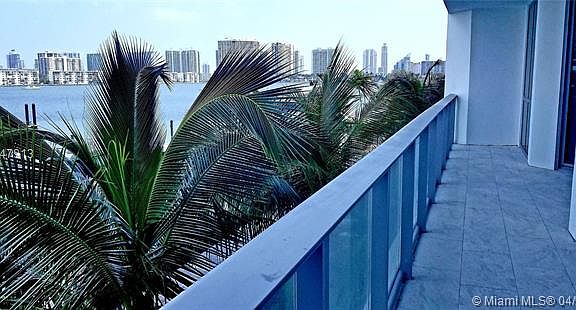 2nd image of 17111 Biscayne Blvd Unit 205