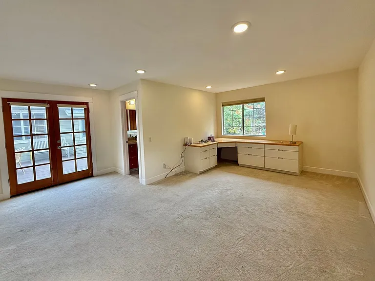 7146 Danko Dr — Photo 16