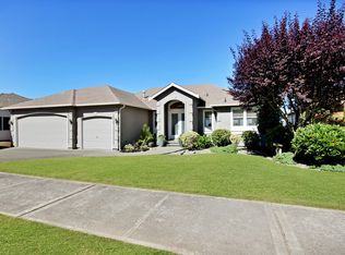 10012 181st Ave E, Bonney Lake, WA 98391