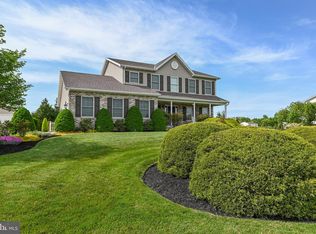 1950 Storms Store Rd, New Oxford, PA 17350