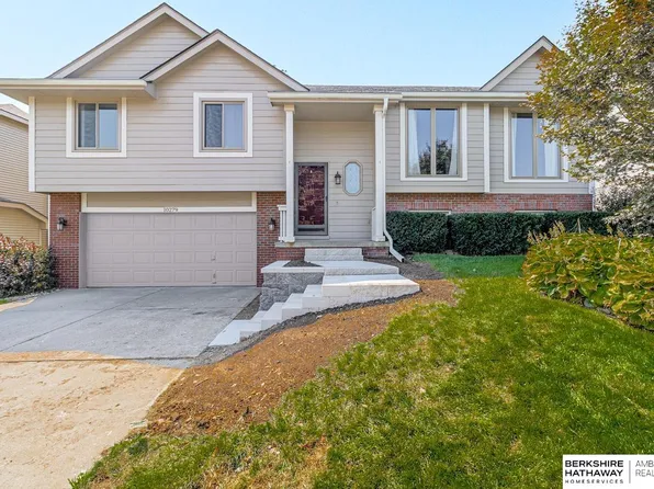 10279 Nebraska Ave, Omaha, NE 68134