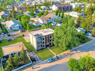 10114 105th Ave #402, Grande Prairie, AB T8V 1H4
