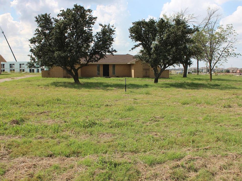 1st image of 6391 Cobb Hill Dr